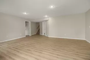 1105 Iris Dr, White Bear Lake, MN 55127 - Photo 21