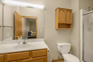 1105 Iris Dr, White Bear Lake, MN 55127 - Photo 15
