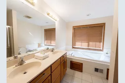 9815 Blackpool Court E, Elko New Market, MN 55020 - Photo 17
