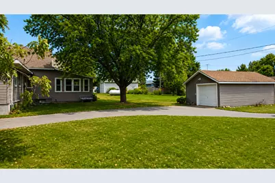 305 W Holdt Street, Battle Lake, MN 56515 - Photo 5
