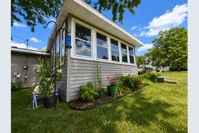 305 W Holdt Street, Battle Lake, MN 56515 - Photo 3