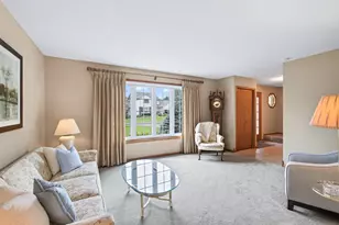 13640 Gardenia Path, Apple Valley, MN 55124 - Photo 7
