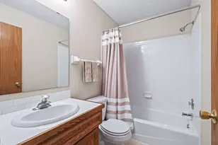 13640 Gardenia Path, Apple Valley, MN 55124 - Photo 25
