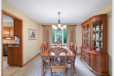13640 Gardenia Path, Apple Valley, MN 55124 - Photo 9