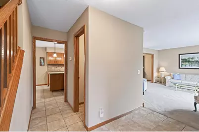 13640 Gardenia Path, Apple Valley, MN 55124 - Photo 5