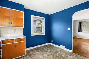 5915 Grand Ave, Duluth, MN 55807 - Photo 11
