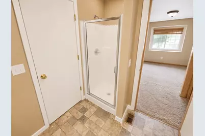 1088 Lovell Avenue W, Roseville, MN 55113 - Photo 15