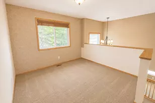 1088 Lovell Ave W, Roseville, MN 55113 - Photo 9