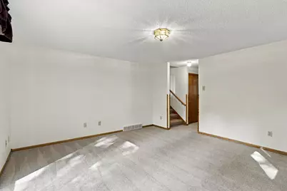 330 NW Shady Ridge Road NW, Hutchinson, MN 55350 - Photo 17