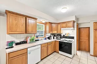 6980 Alpine Trail, Eden Prairie, MN 55346 - Photo 7