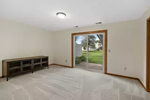 582 Clover Leaf Pkwy NE, Blaine, MN 55434 - Photo 21