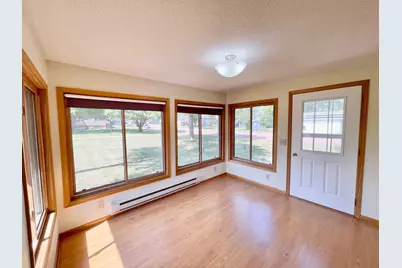 404 S Paffrath Avenue, Springfield, MN 56087 - Photo 23