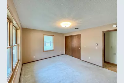 404 S Paffrath Avenue, Springfield, MN 56087 - Photo 29