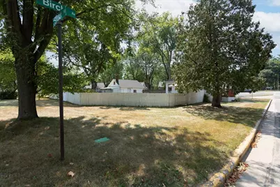 855 Stout Street NE, Menomonie, WI 54751 - Photo 49