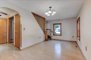 855 Stout Street NE, Menomonie, WI 54751 - Photo 5