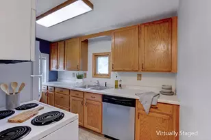 855 Stout Street NE, Menomonie, WI 54751 - Photo 7