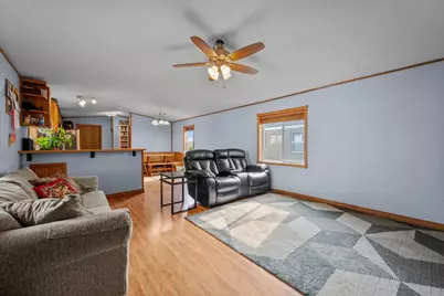 12325 Johnson Memorial Drive #4, Shakopee, MN 55379 - Photo 7