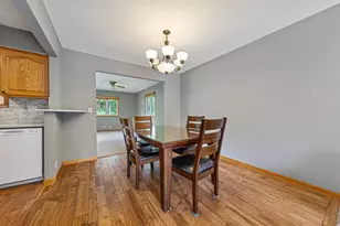 606 N 9th St, Saint Peter, MN 56082 - Photo 5