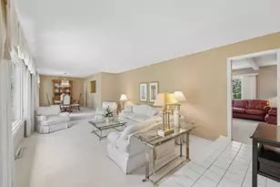 9632 Oxborough Rd, Bloomington, MN 55437 - Photo 5