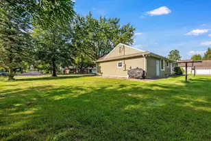 216 Haynes St, Mankato, MN 56001 - Photo 9