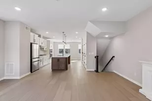 909 Mount Curve Blvd, Saint Paul, MN 55116 - Photo 23
