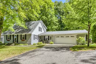 1583 E Shore Dr, Detroit Lakes, MN 56501 - Photo 1