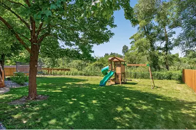 4251 Elizabeth Lane, Vadnais Heights, MN 55127 - Photo 23