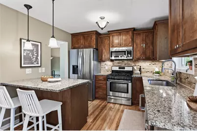 4251 Elizabeth Lane, Vadnais Heights, MN 55127 - Photo 9