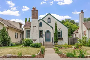 2722 Garfield Street NE, Minneapolis, MN 55418 - Photo 1