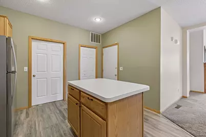 17607 38th Avenue N, Plymouth, MN 55446 - Photo 15