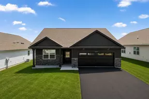 2140 Blf Hts Dr, Shakopee, MN 55379 - Photo 5