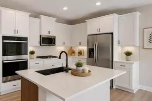 2140 Blf Hts Dr, Shakopee, MN 55379 - Photo 1