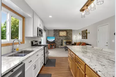 2704 Rolling Oaks Road, Burnsville, MN 55337 - Photo 9