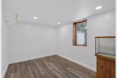 4242 Thomas Avenue N, Minneapolis, MN 55412 - Photo 35