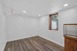 4242 Thomas Ave N, Minneapolis, MN 55412 - Photo 35