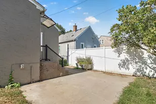 4242 Thomas Ave N, Minneapolis, MN 55412 - Photo 43