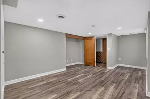 4242 Thomas Ave N, Minneapolis, MN 55412 - Photo 31