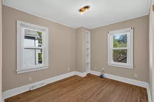 4242 Thomas Ave N, Minneapolis, MN 55412 - Photo 17