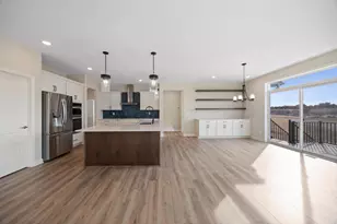 17989 Hidden Creek Trl, Lakeville, MN 55044 - Photo 11