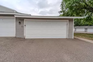 4529 Cedar Lk Rd S, Saint Louis Park, MN 55416 - Photo 5