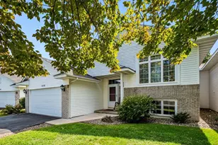 1016 Lilac Ct, Shakopee, MN 55379 - Photo 3