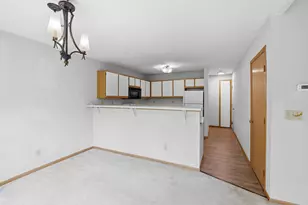 6155 Courtly Alcove, Woodbury, MN 55125 - Photo 21
