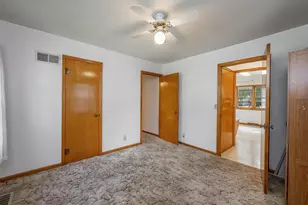 506 9th St N, Mountain Lake, MN 56159 - Photo 9