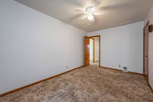 506 9th St N, Mountain Lake, MN 56159 - Photo 5