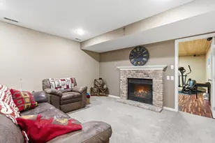 8442 Burlwood Dr, Chanhassen, MN 55317 - Photo 21