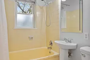 3142 W Bde Maka Ska Blvd, Minneapolis, MN 55416 - Photo 9
