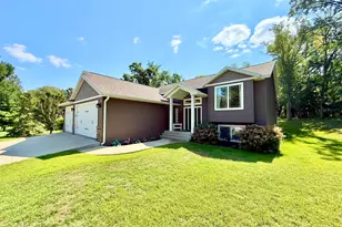 863 Whitetail Ln, Detroit Lakes, MN 56501 - Photo 5