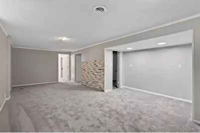 2833 Farrington Street, Roseville, MN 55113 - Photo 9
