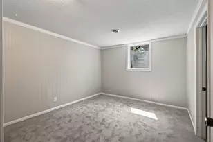 2833 Farrington St, Roseville, MN 55113 - Photo 15