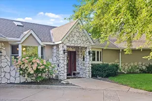 31813 Lakeway Dr NE, Cambridge, MN 55008 - Photo 3